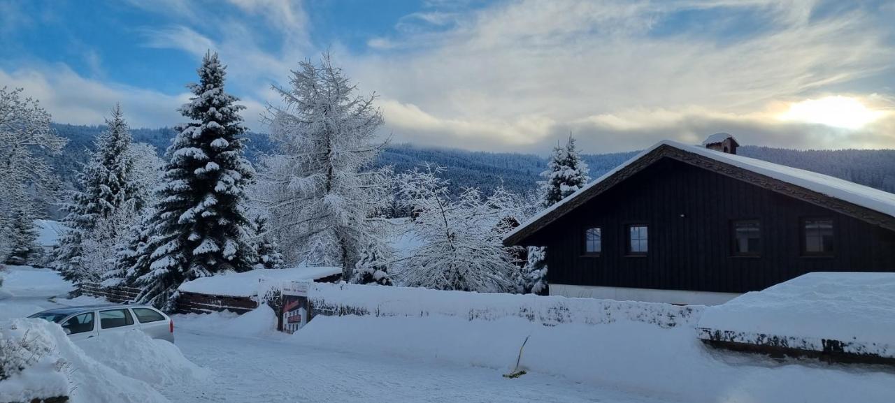 Pension Pek Kubova Huť Exterior foto