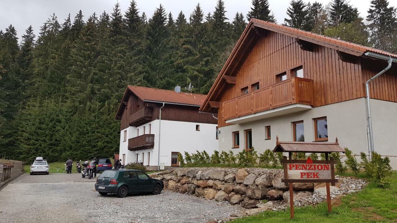 Pension Pek Kubova Huť Exterior foto